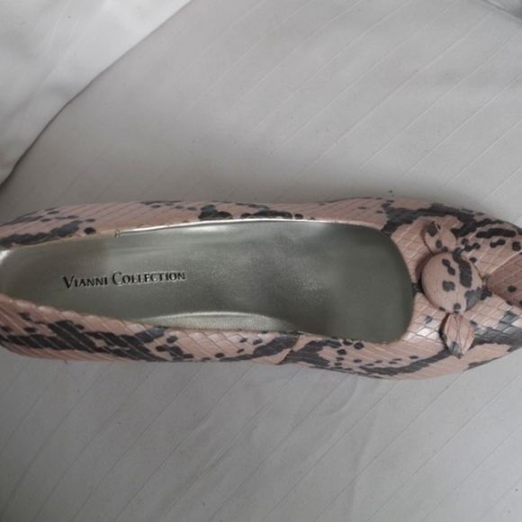 Vianni Collection Dusty Rose/Grey Snakeskin Peep Toe Heels NEW- Sz. 10 - Picture 3 of 5